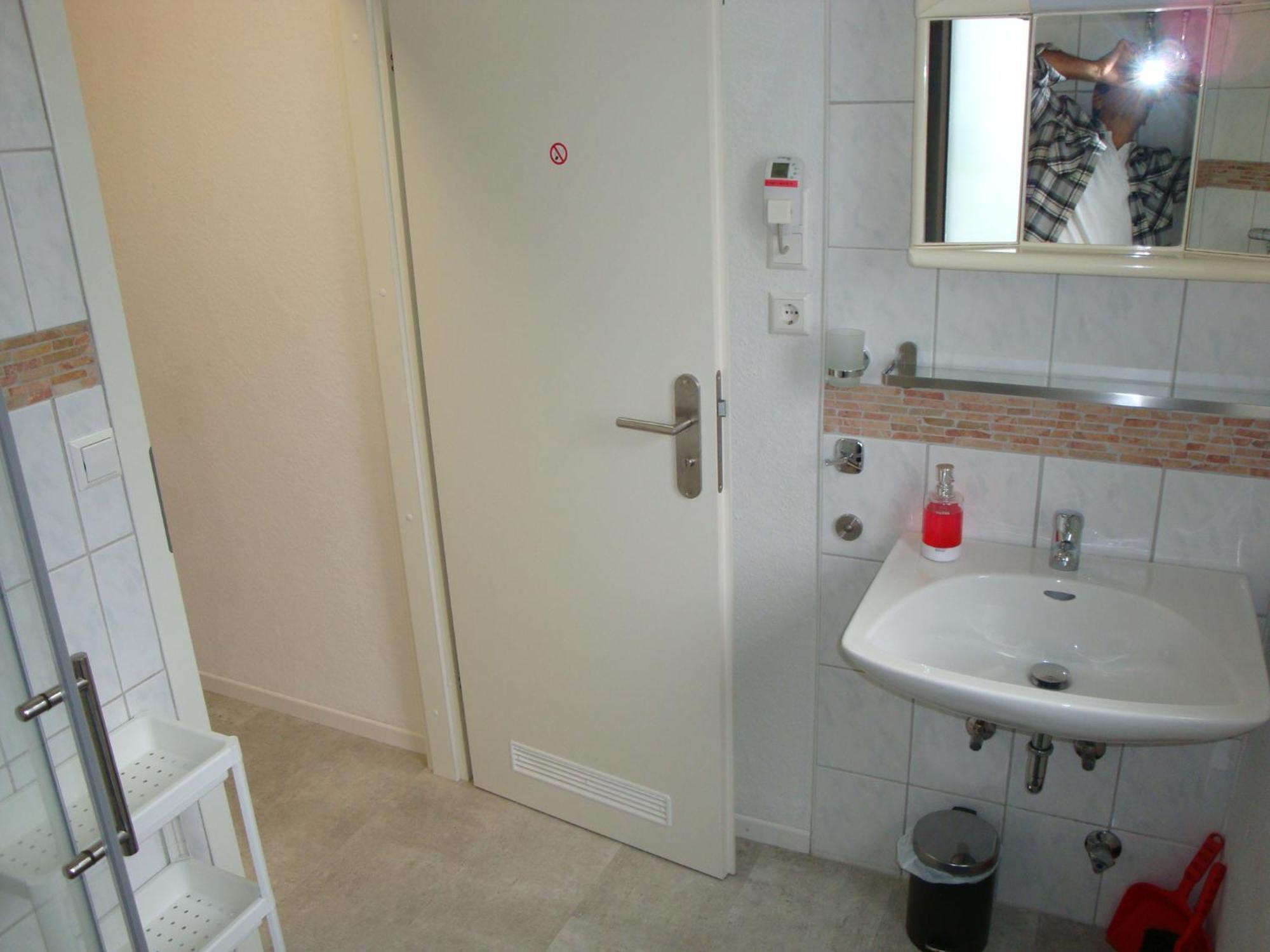 Cenet 1 Zimmer Apartment Зиндельфинген Экстерьер фото